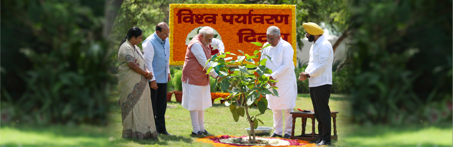 PM planting a sapling under the ‘Ek Ped Maa Ke Naam’ initiative on auspicious occasion of World Environment Day-2025 at Bhagwan Mahavir Vanasthali Park, in New Delhi