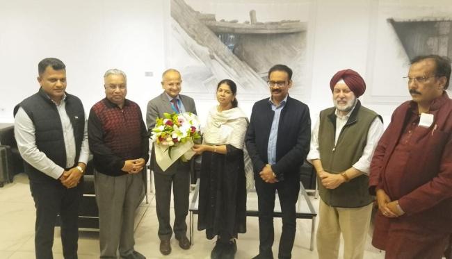 सांसद सुश्री कनिमोझी के नेतृत्व में सर्वदलीय प्रतिनिधिमंडल एथेंस, ग्रीस पहुंचा।