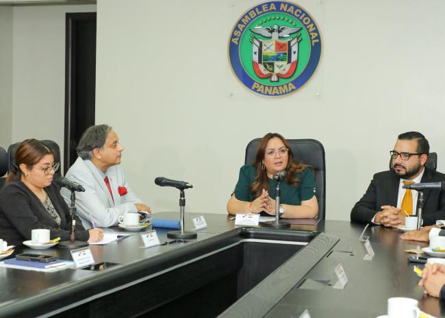 Parliament Delegation visiting Panama, led by Dr Shashi Tharoor met President (Speaker) of the National Assembly, Dana Castaneda.