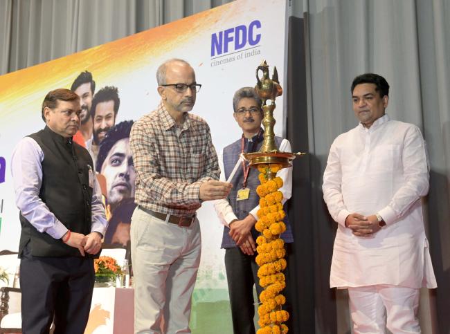 On Aug 11, 2025, Principal Director General Bhupendra Kainthola lit the lamp at ‘Har Ghar Tiranga’ Patriotic Film Festival by I&B Ministry and NFDC, Siri Fort.