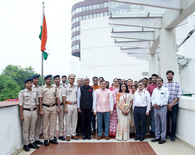 The Principal Director General, Press Information Bureau, Shri Dhirendra Ojha hoisting the National Flag (Tiranga) on the occasion of 79th Independence Day celebrations at National Media Centre, in New Delhi on August 15, 2025.