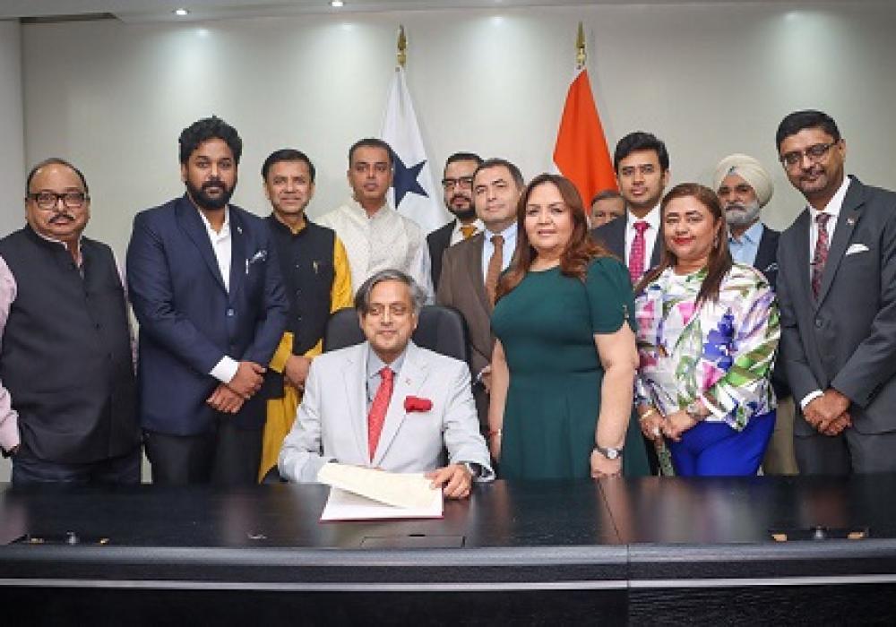 Parliament Delegation visiting Panama, led by Dr Shashi Tharoor met President (Speaker) of the National Assembly, Dana Castaneda.