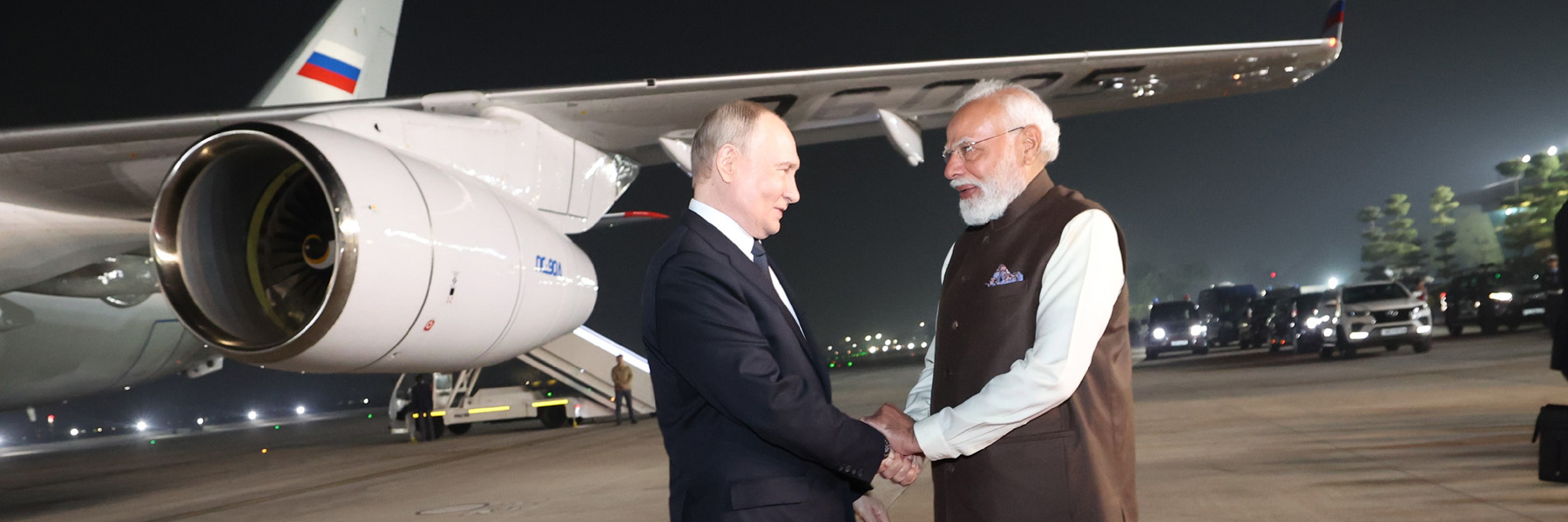 PM receives the President of Russian Federation, Mr. Vladimir Putin at the airport, in New Delhi