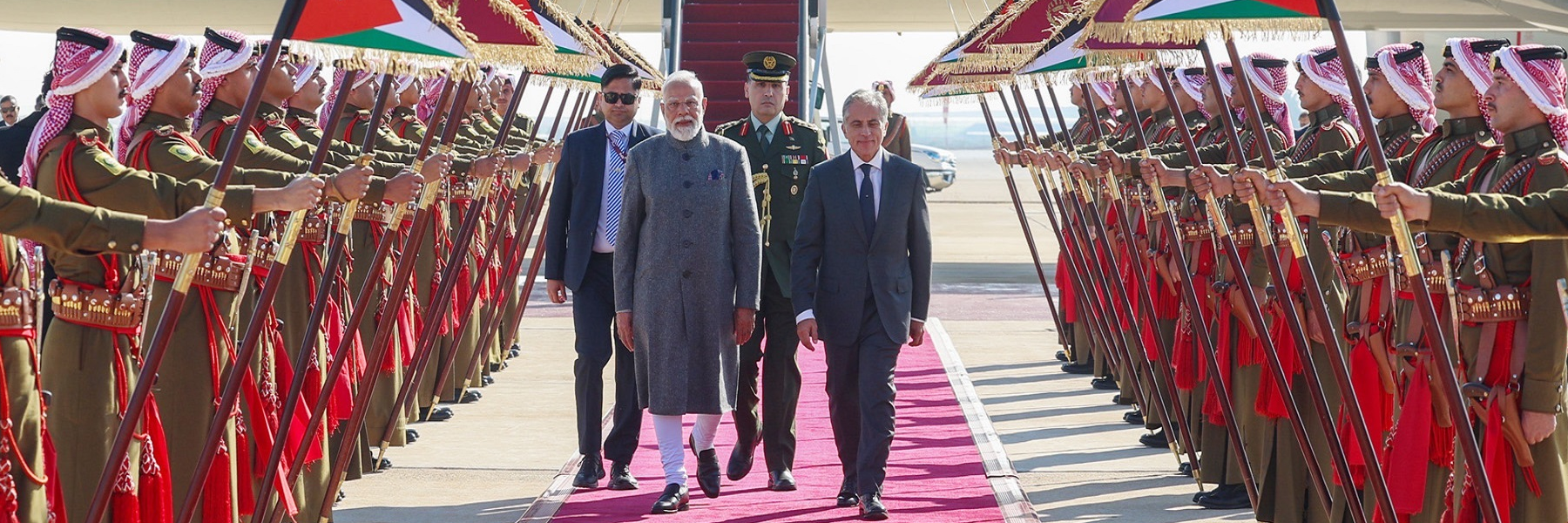 PM accorded a ceremonial welcome upon his arrival in Amman, Jordan