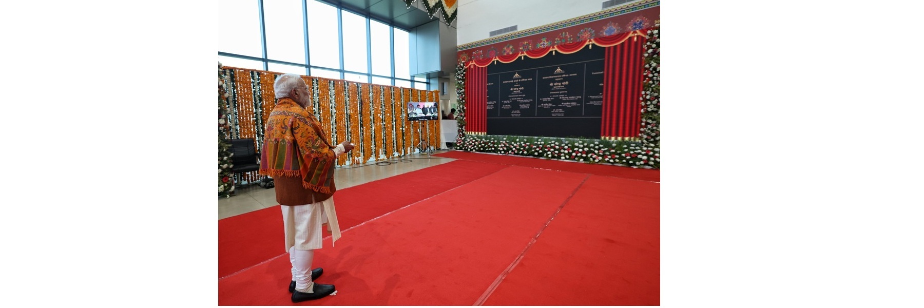 प्रधानमंत्री ने वीडियो कॉन्फ्रेंसिंग के माध्यम से हलवारा हवाई अड्डे के नए टर्मिनल का उद्घाटन किया।