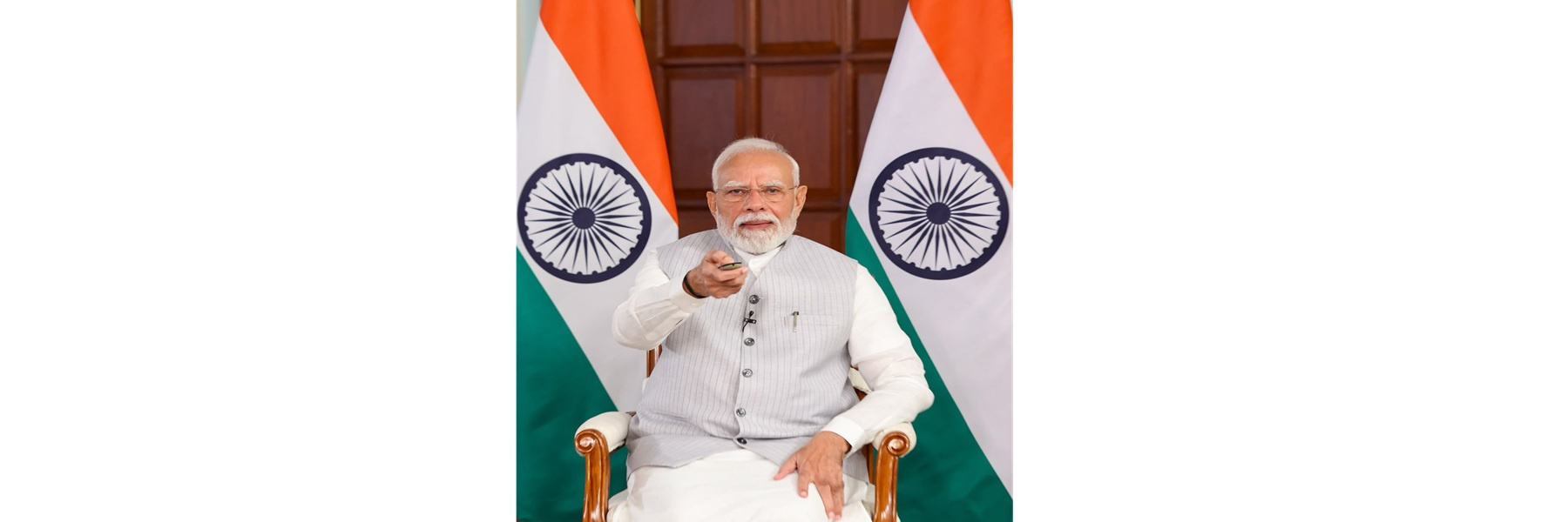 प्रधानमंत्री ने वीडियो कॉन्फ्रेंसिंग के माध्यम से लद्दाख में पांच प्रमुख विकास परियोजनाओं का उद्घाटन किया और उन्हें राष्ट्र को समर्पित किया।